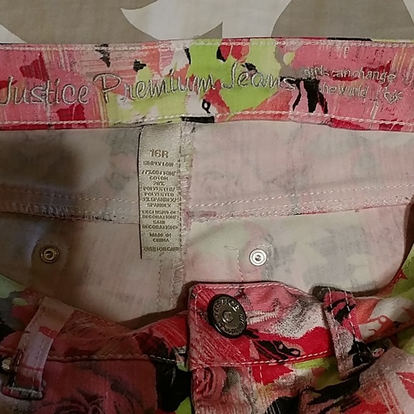 Justice premium girls floral print stretch jeans. - Picture 6 of 7